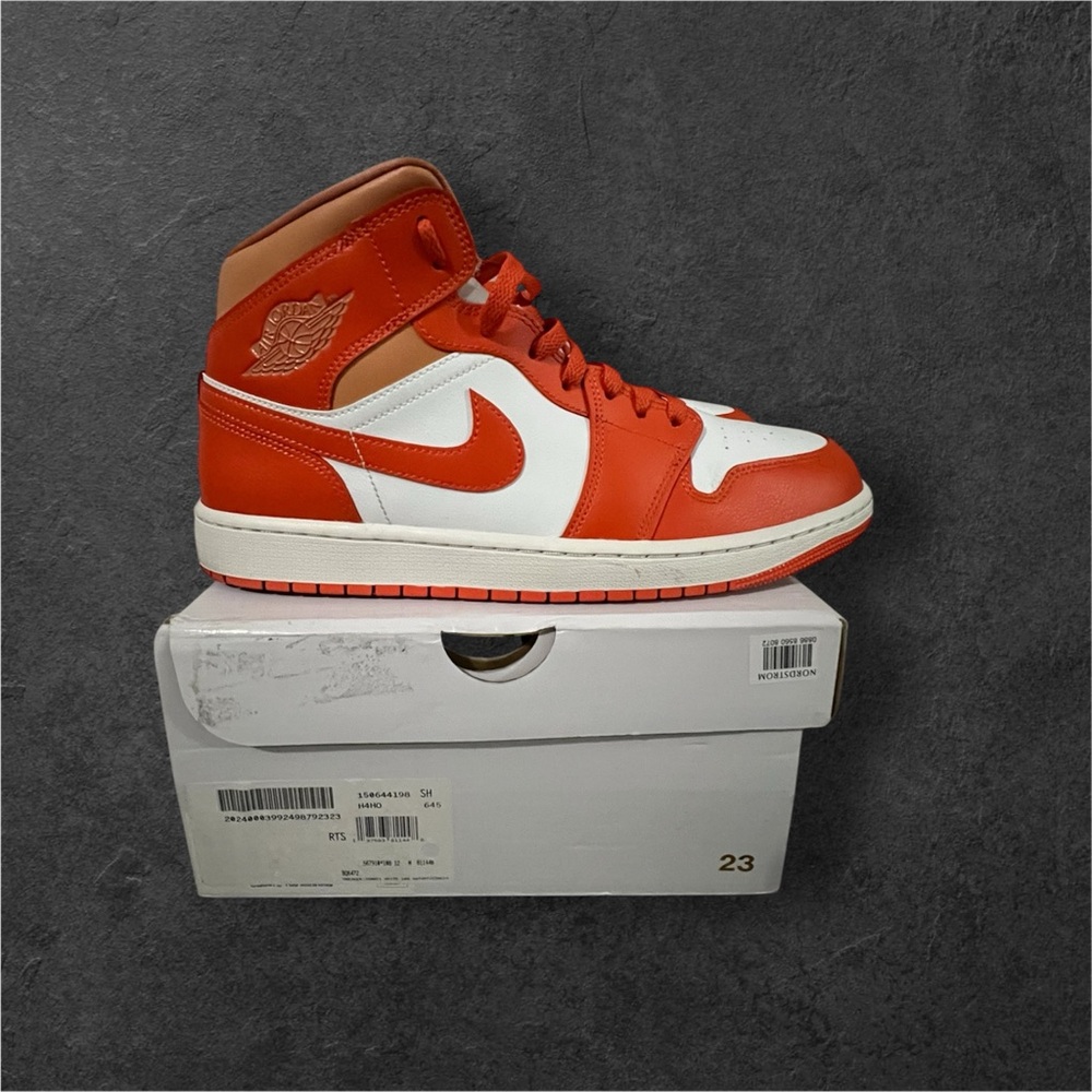 Jordan 1 Cosmic Clay (Unisex)